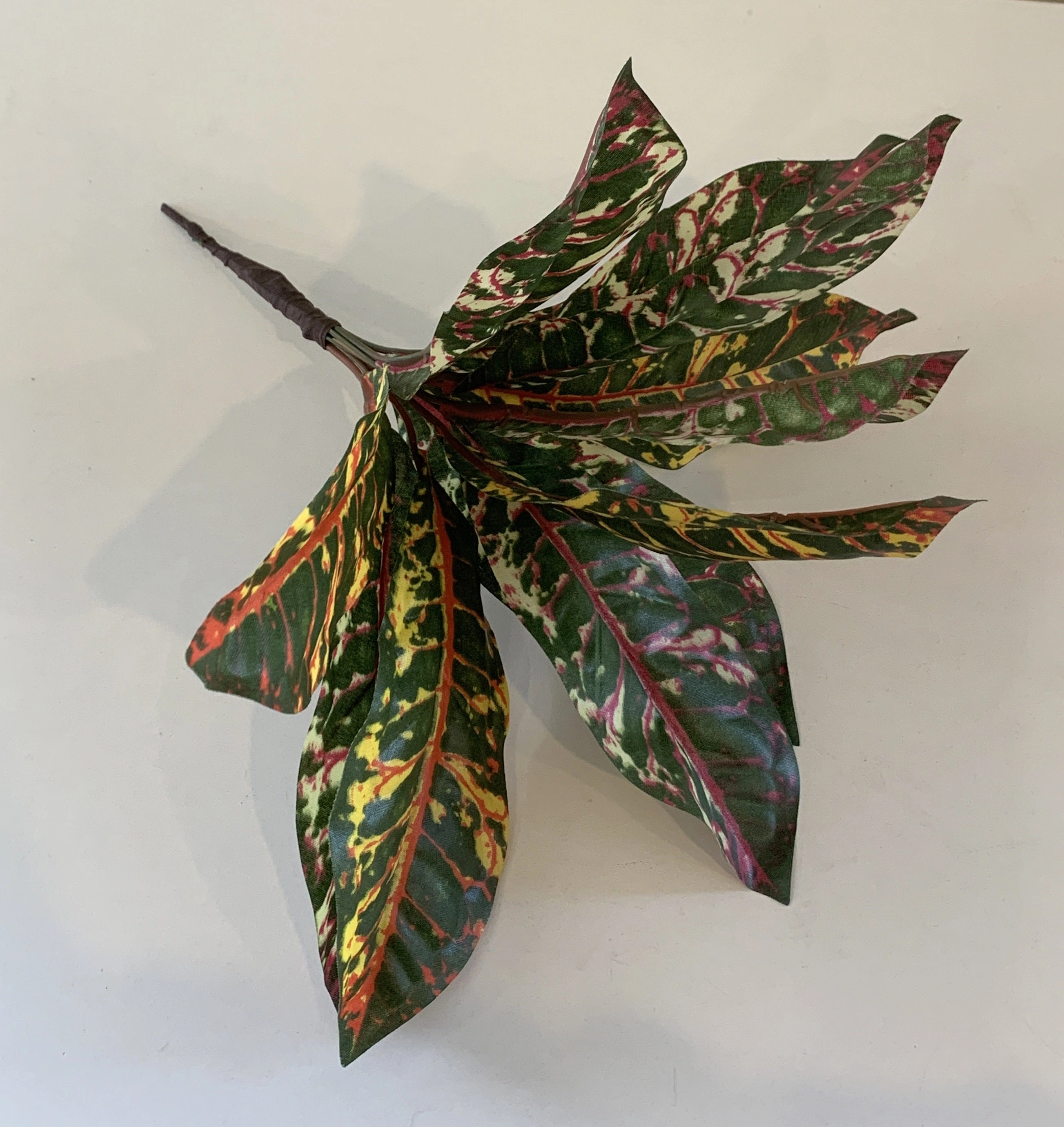 SP0339 Red Croton Plant 33cm