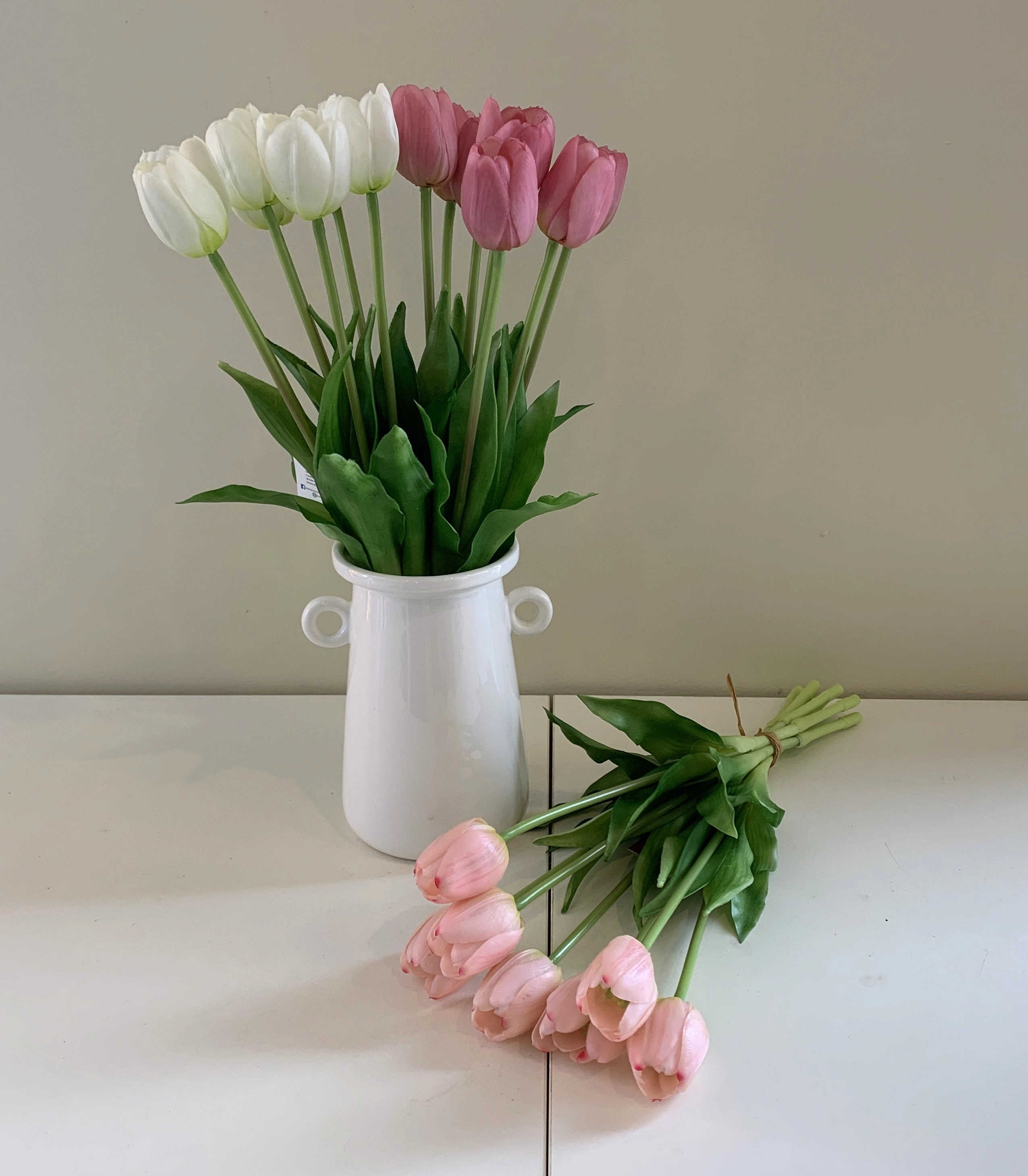 SP0346 Tulip Bunch 40cm Dark Pink / White / Light Pink