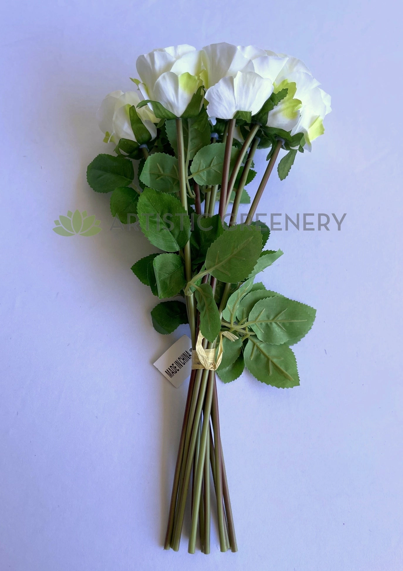 SP0420 White Rose Bunch / Posy 42cm SPECIAL