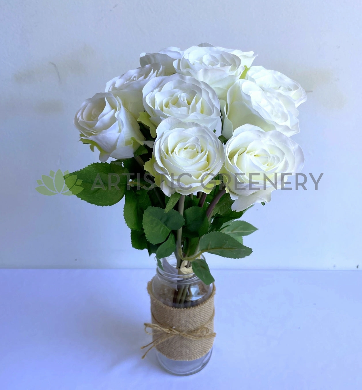 SP0420 White Rose Bunch / Posy 42cm SPECIAL