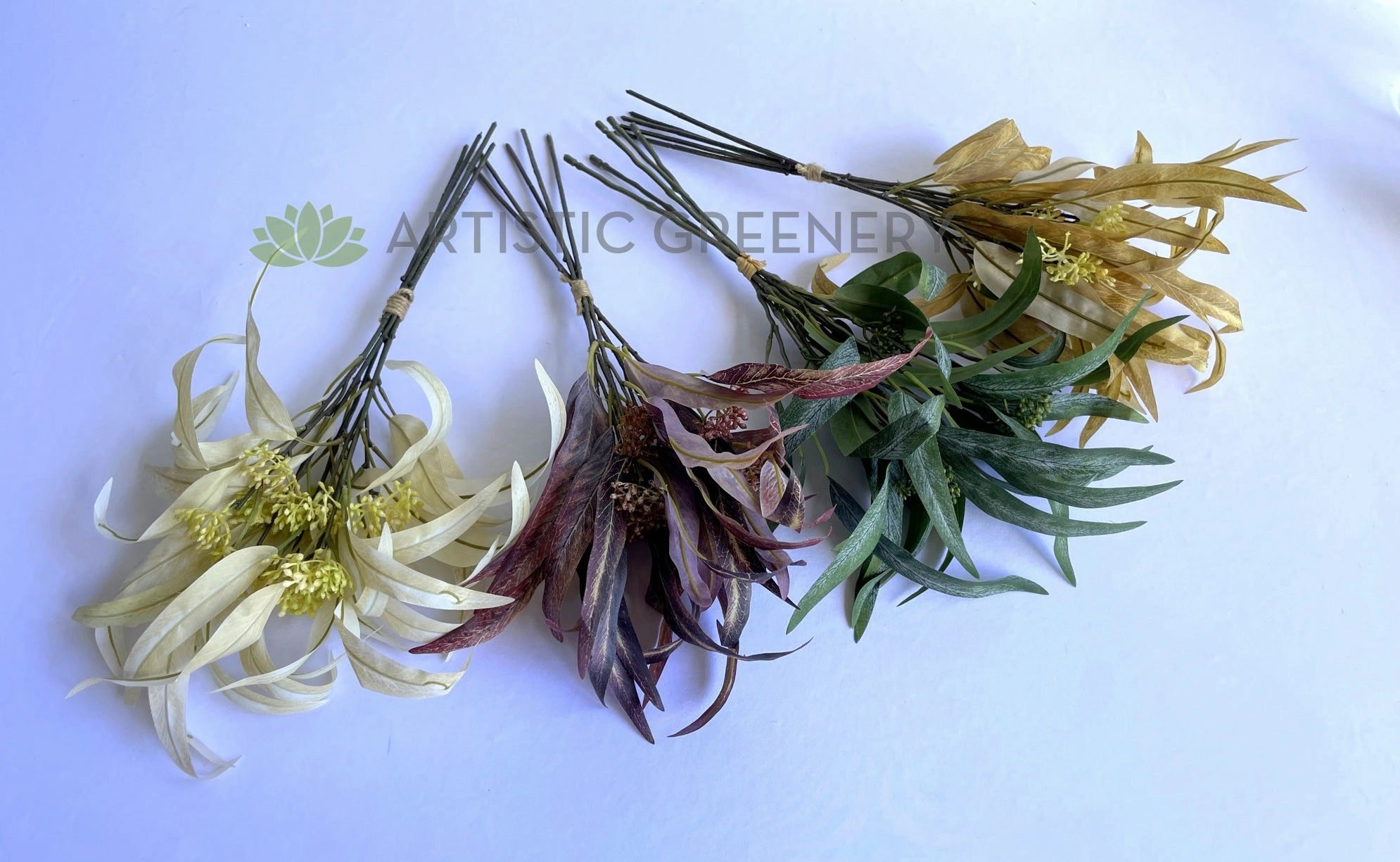 SP0424 Gum Leaf / Eucalyptus Foliage Bunch 54cm4 Colours