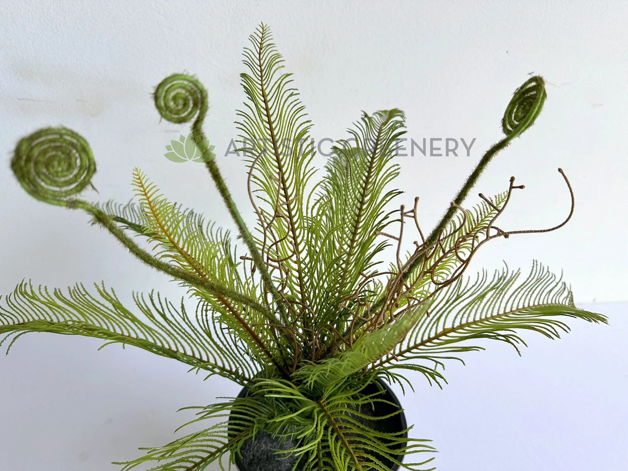 SP0467 Silver Fern Bunch 56cm Green