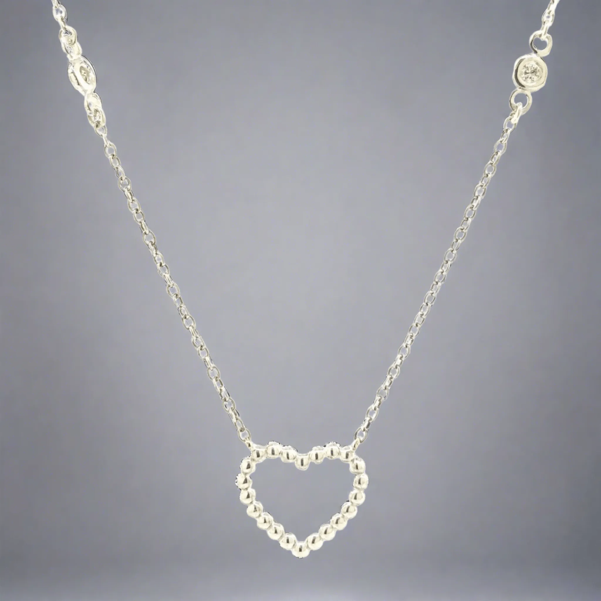SS 0.02cttw Diamond Heart Necklace