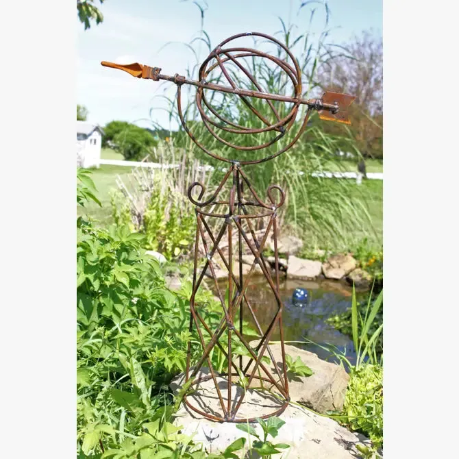 Sundial on Topiary