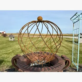 Super Spin Topiary with Tin Ball on Top with 4 Stakes Welded