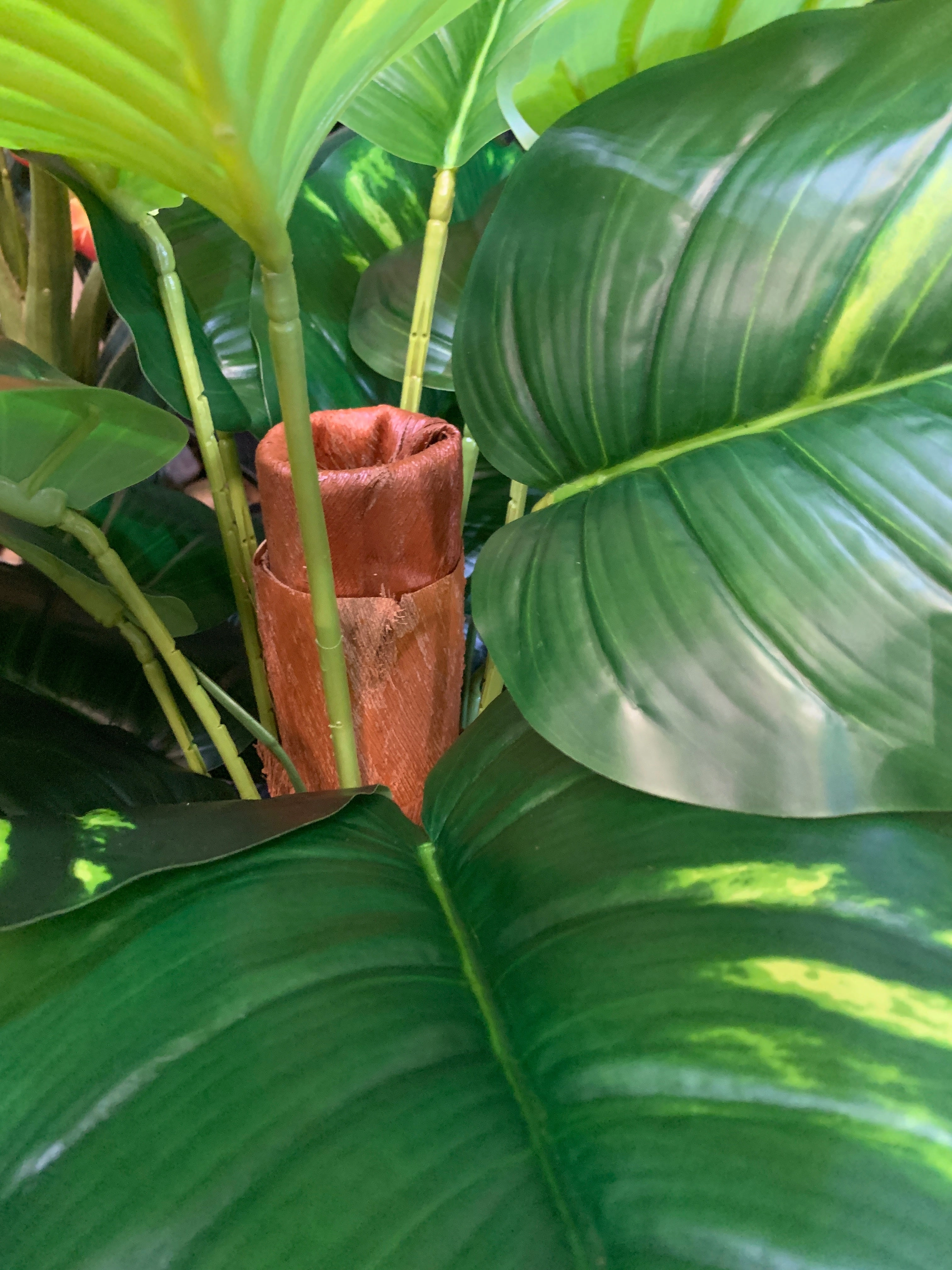 T0041 Pothos Totem Real Touch Leaves 120cm