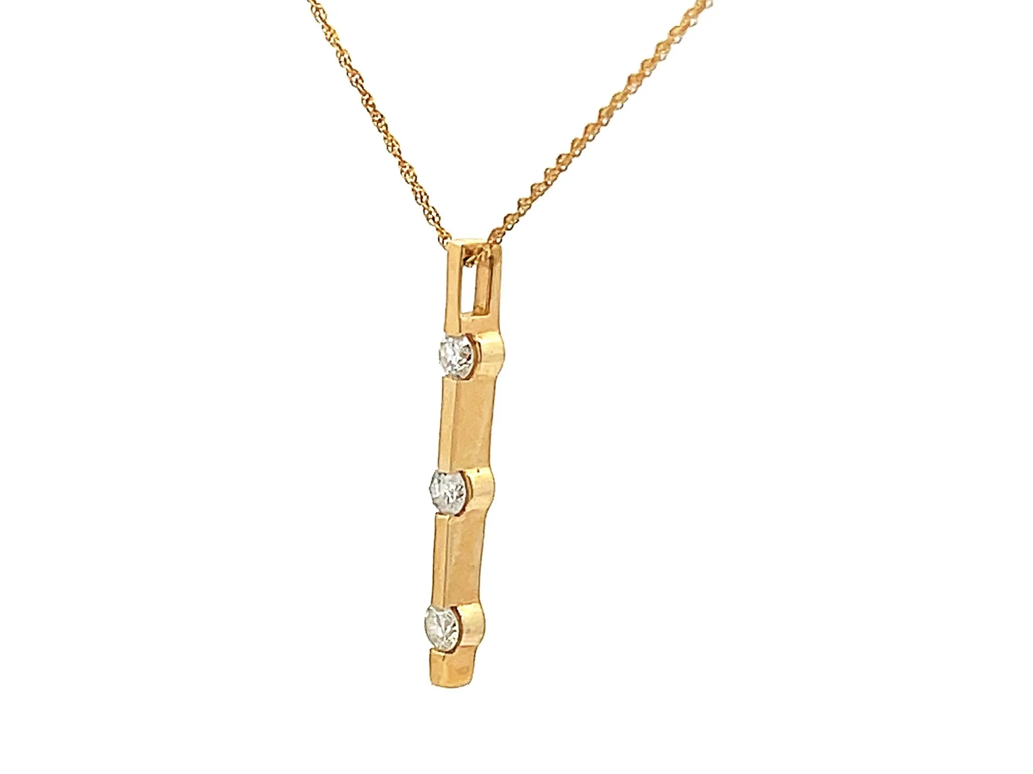 Three Round Brilliant Diamond Drop Necklace in 14k Yellow Gold