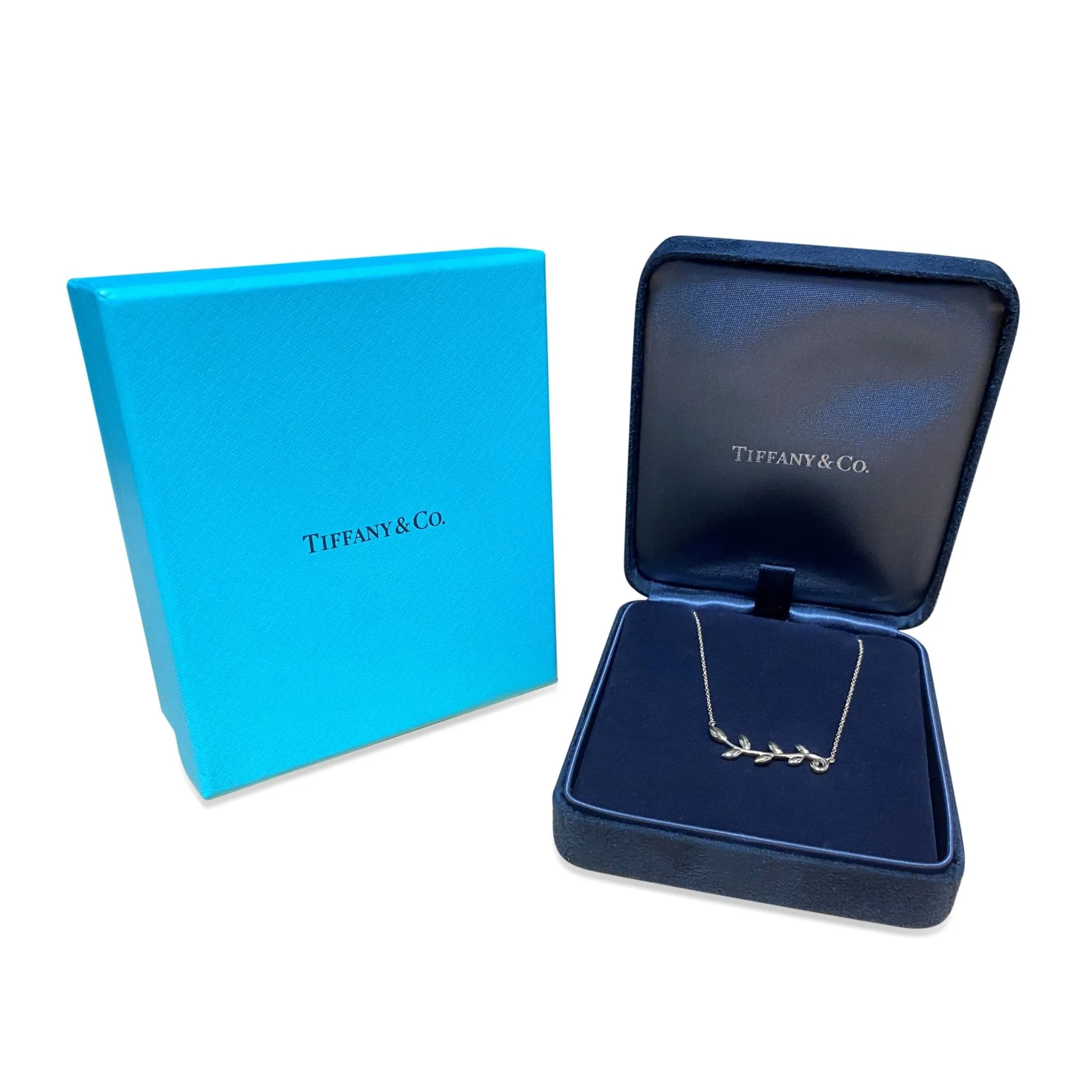 Tiffany Paloma Picasso Olive Leaf Vine Pendant Necklace