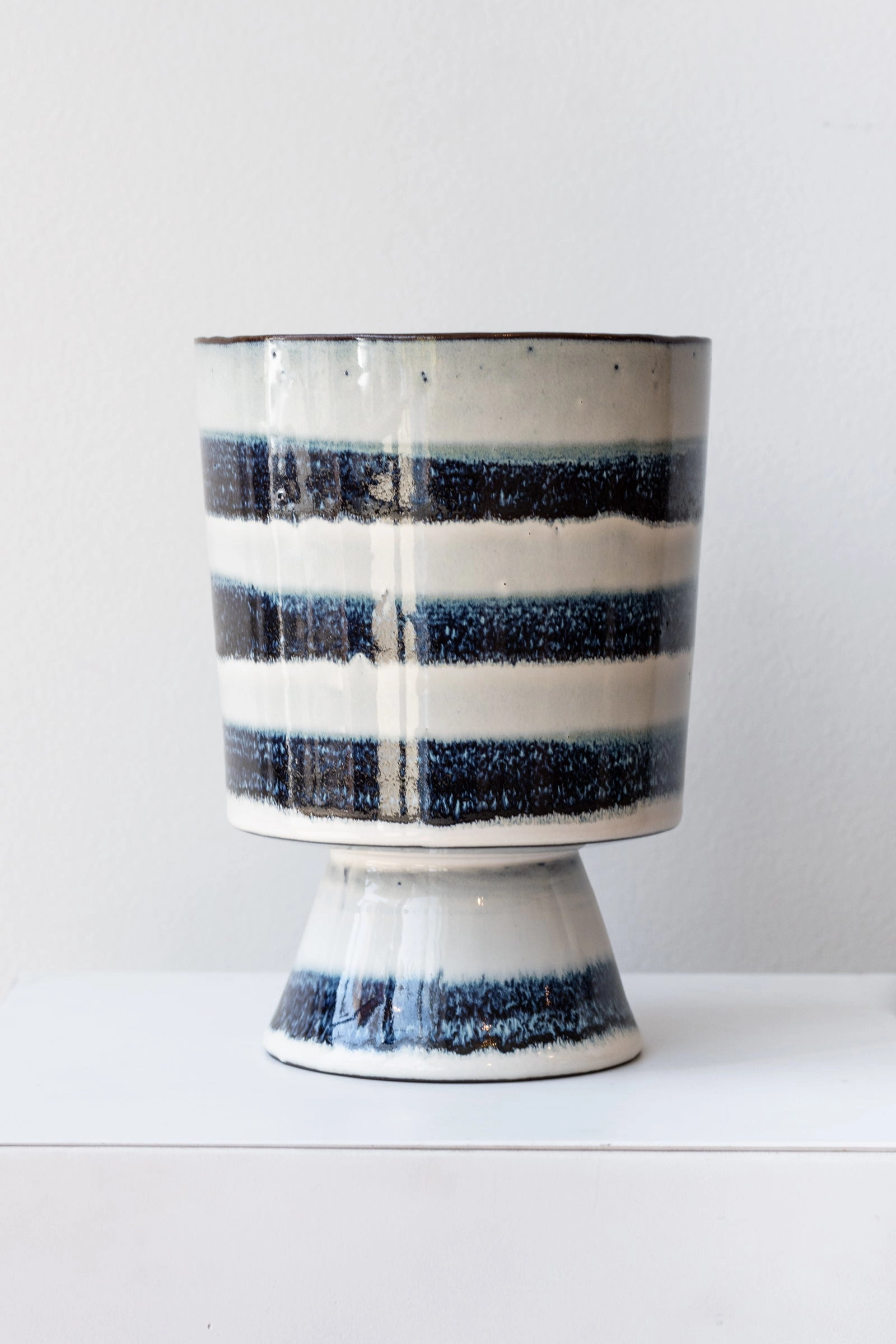 Toku Chalice Vase Indigo dried green plant  