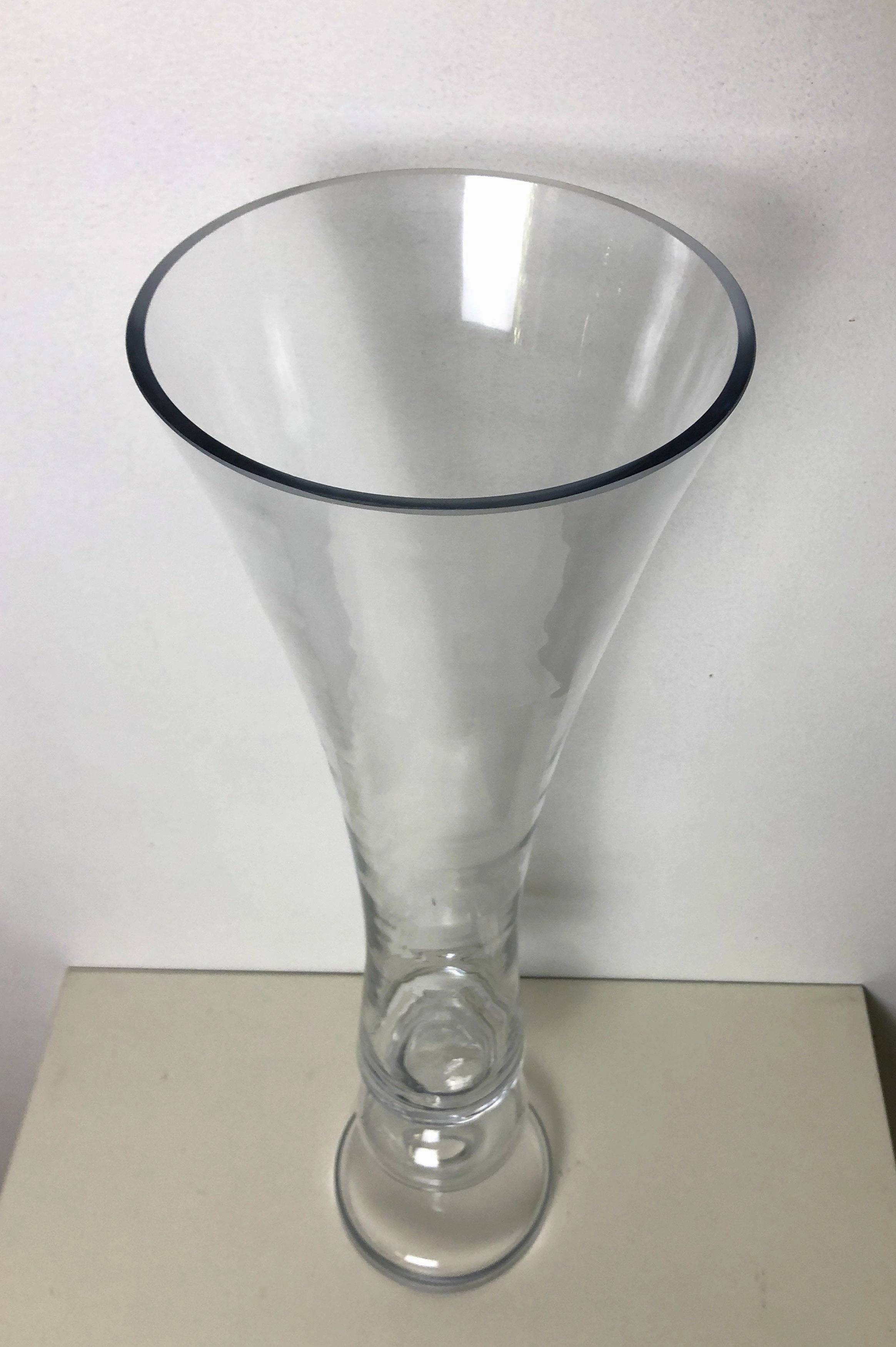 Trumpet Shaped Glass Vase (Code: GVTRUMP)
