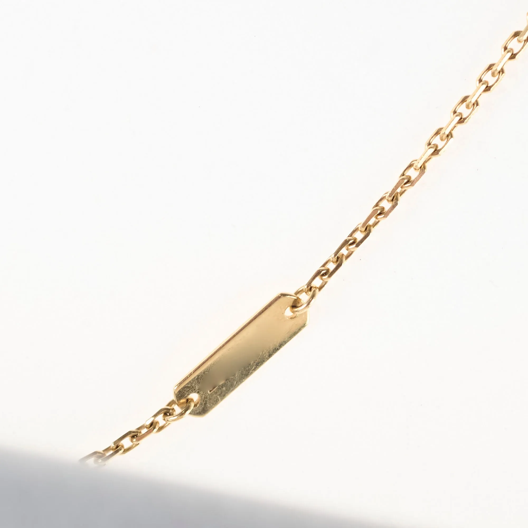 Van Cleef & Arpels 18k Yellow Gold Carnelian Necklace