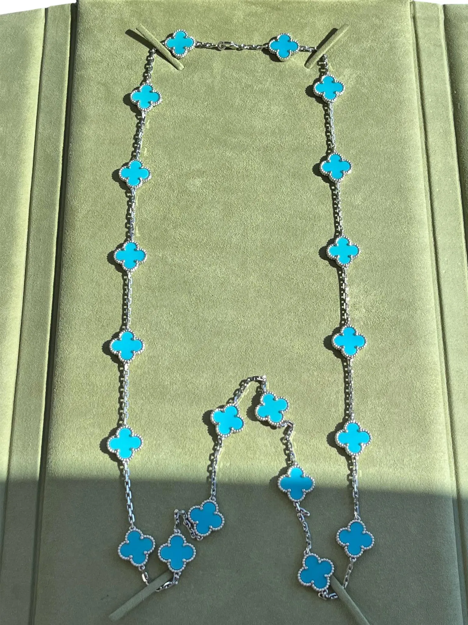 Van Cleef & Arpels 20 Motif Turquoise Vintage Alhambra Necklace 18k White Gold