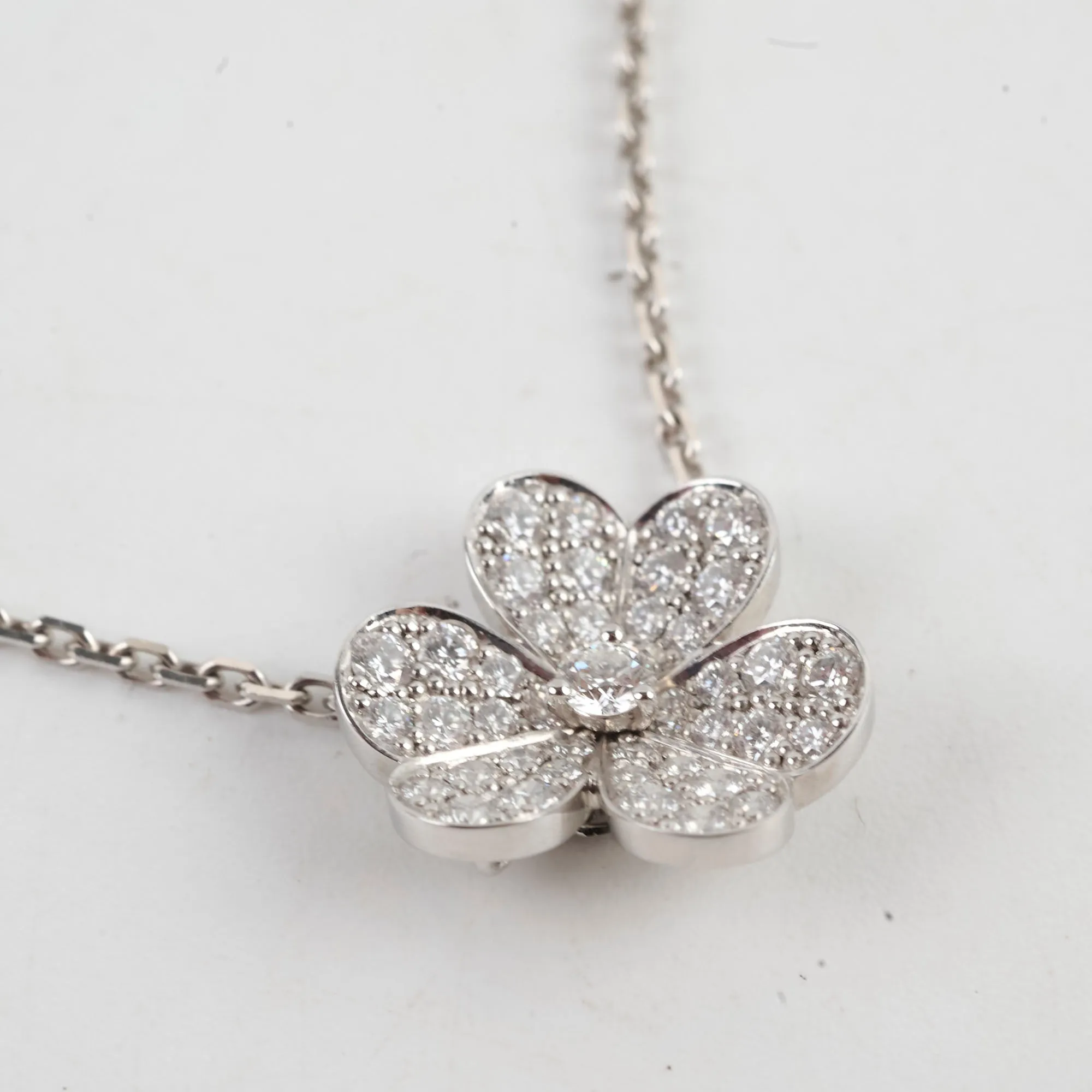 Van Cleef & Arpels Frivole White Gold Pave Diamonds Small