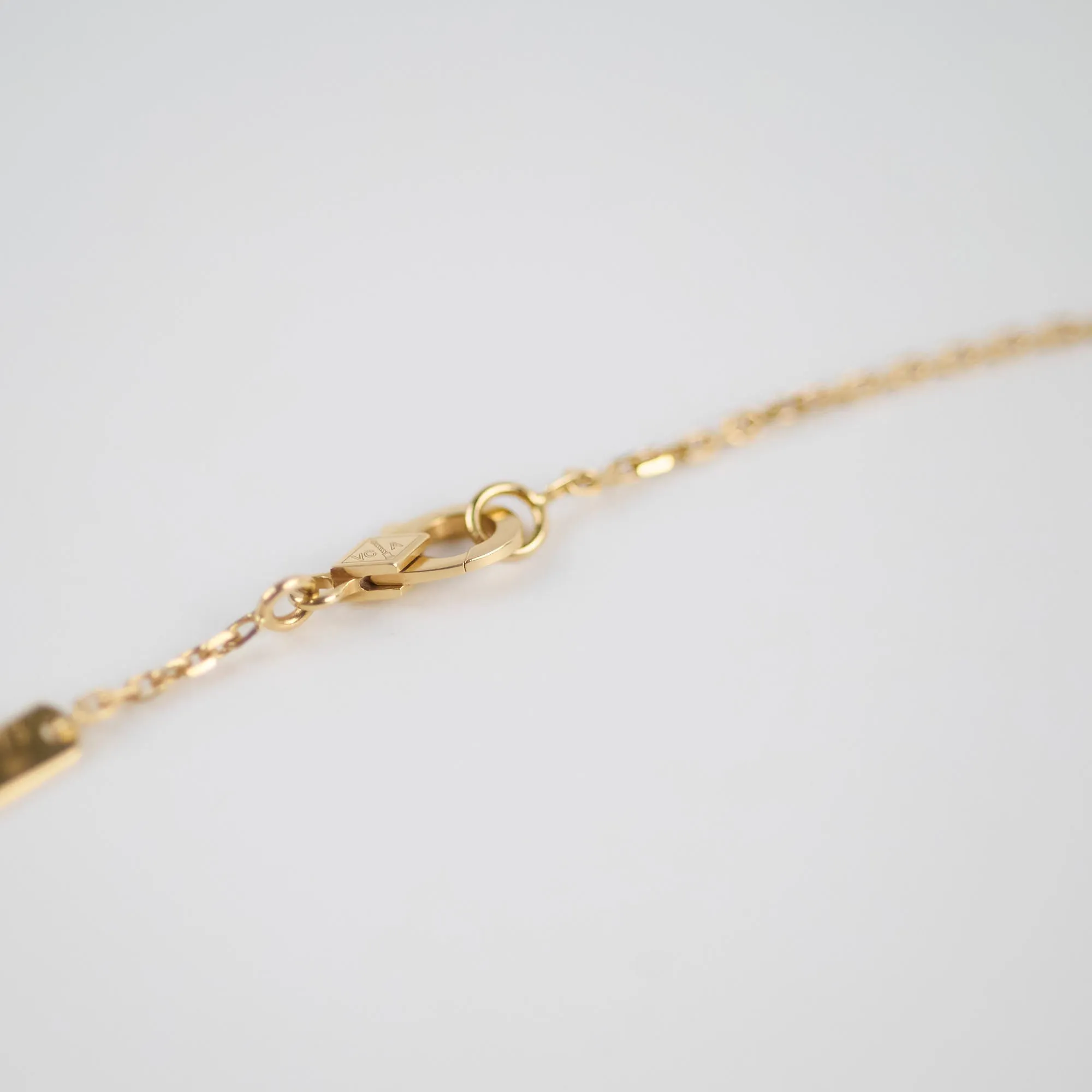 Van Cleef & Arpels Vintage Alhambra Necklace White MOP 2022