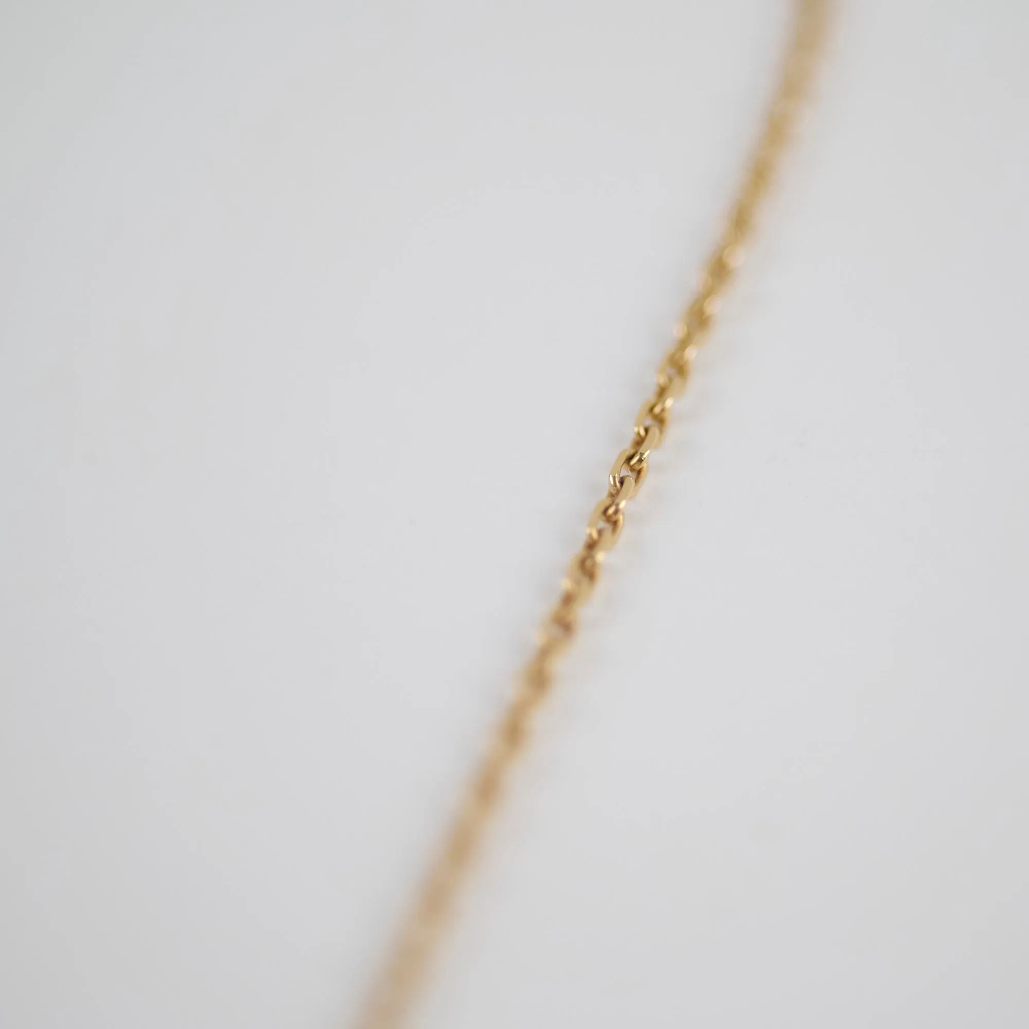 Van Cleef & Arpels Vintage Alhambra Necklace White MOP 2022