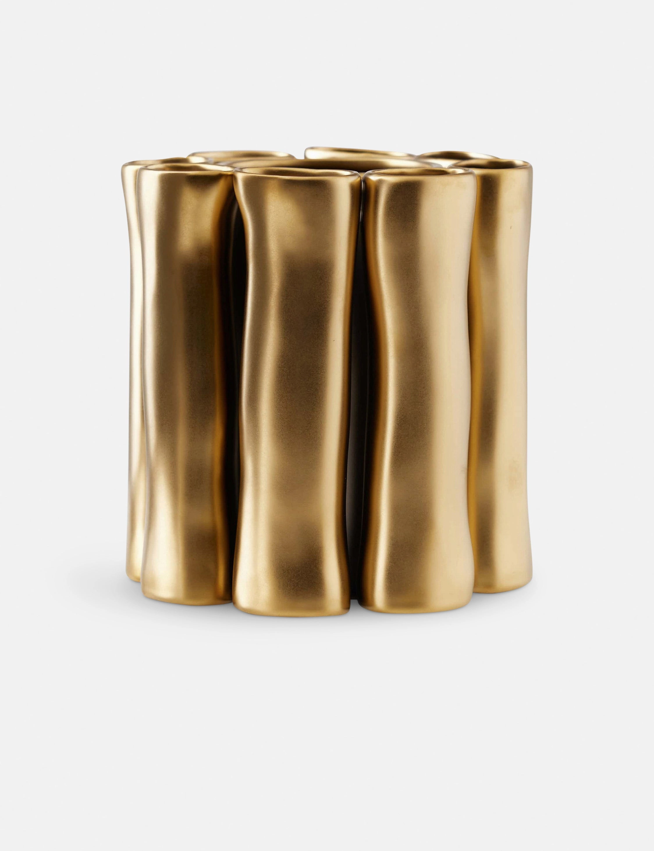 Vescovi Vase by Arteriors