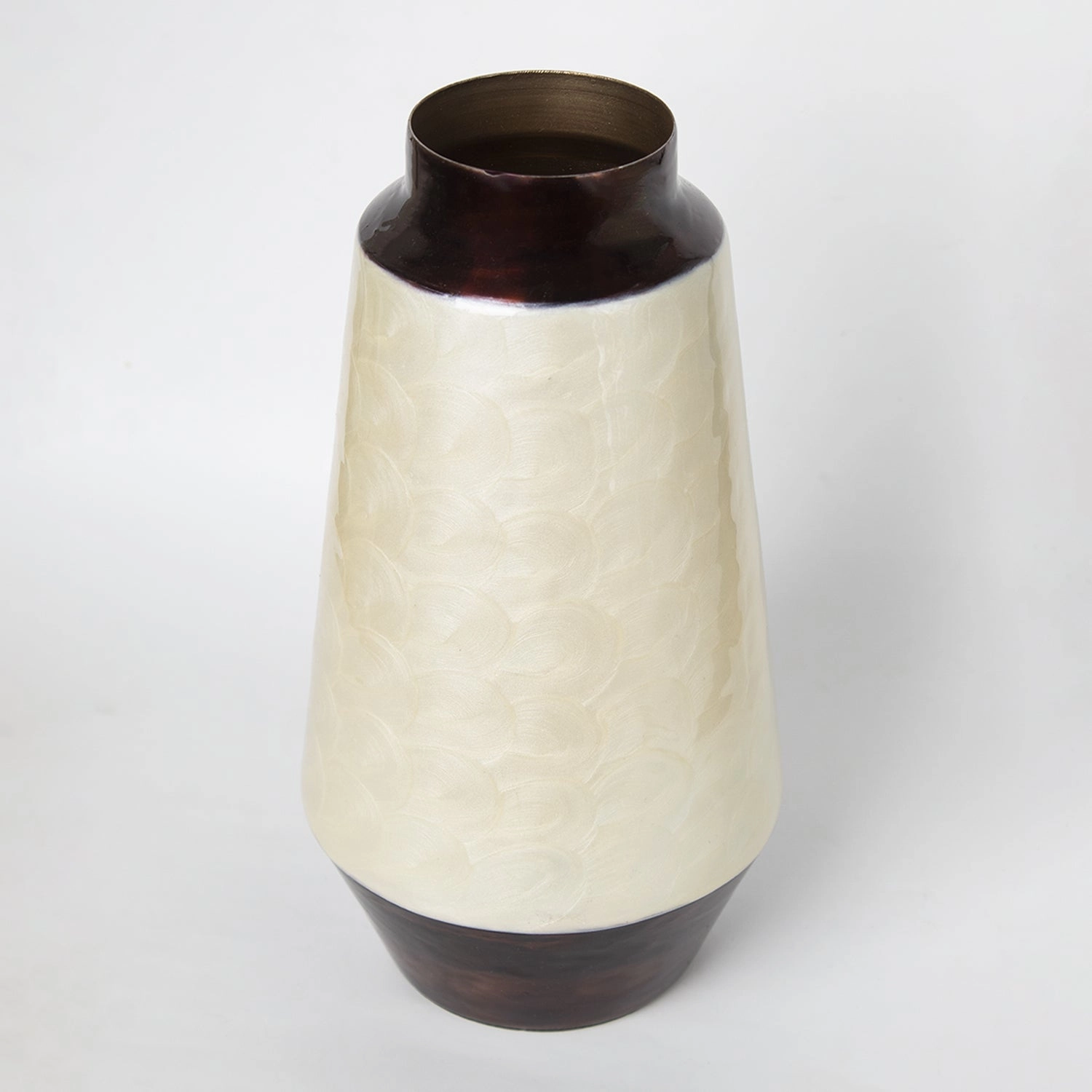 VON CASA Ivory Bud Shape Vase (Ivory Enamel)