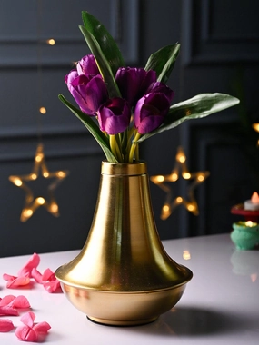 VON CASA Metal Flower Vase - Surahi Shaped dried green plant  
