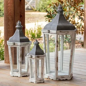 Weathered Jackson Square Lantern Set dried flowers  