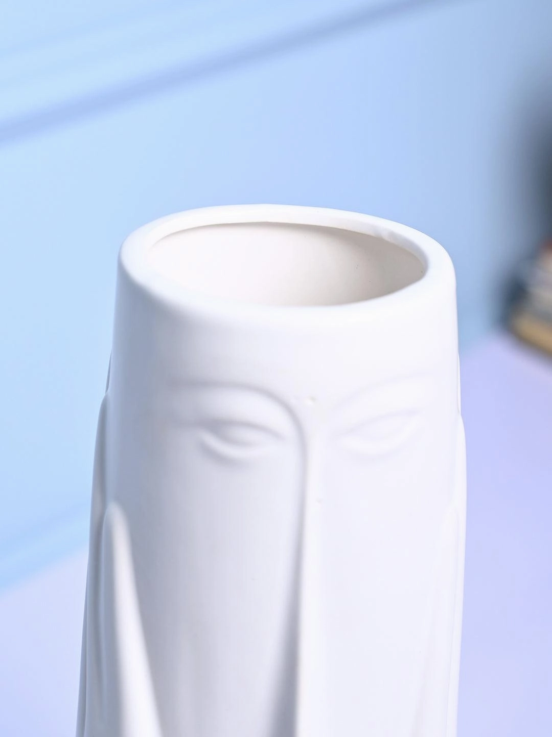 White Glossy Ceramic Vase - Artistic Elegance