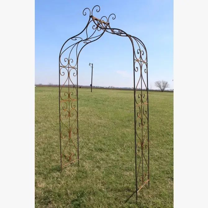 Wild Solid Steel Heart Curl Arbor Vintage Style