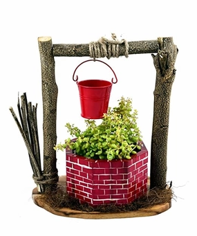 Wood Wishing Well Planter (Red and Brown) classic flowerpot  