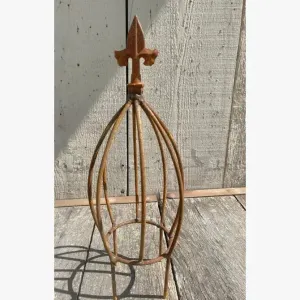 Wrought Iron Tiny Finial Topiary dried flower branch  