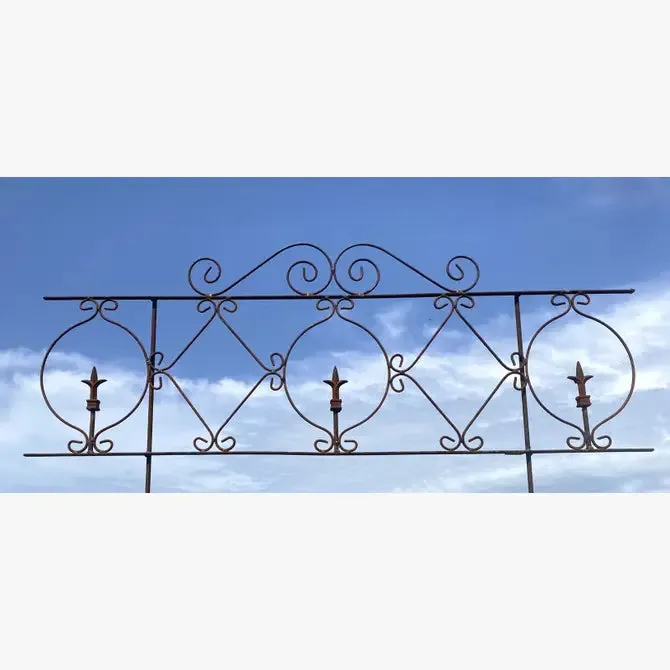 Wrought Iron Widows Walk Fence Elegant Edging Border